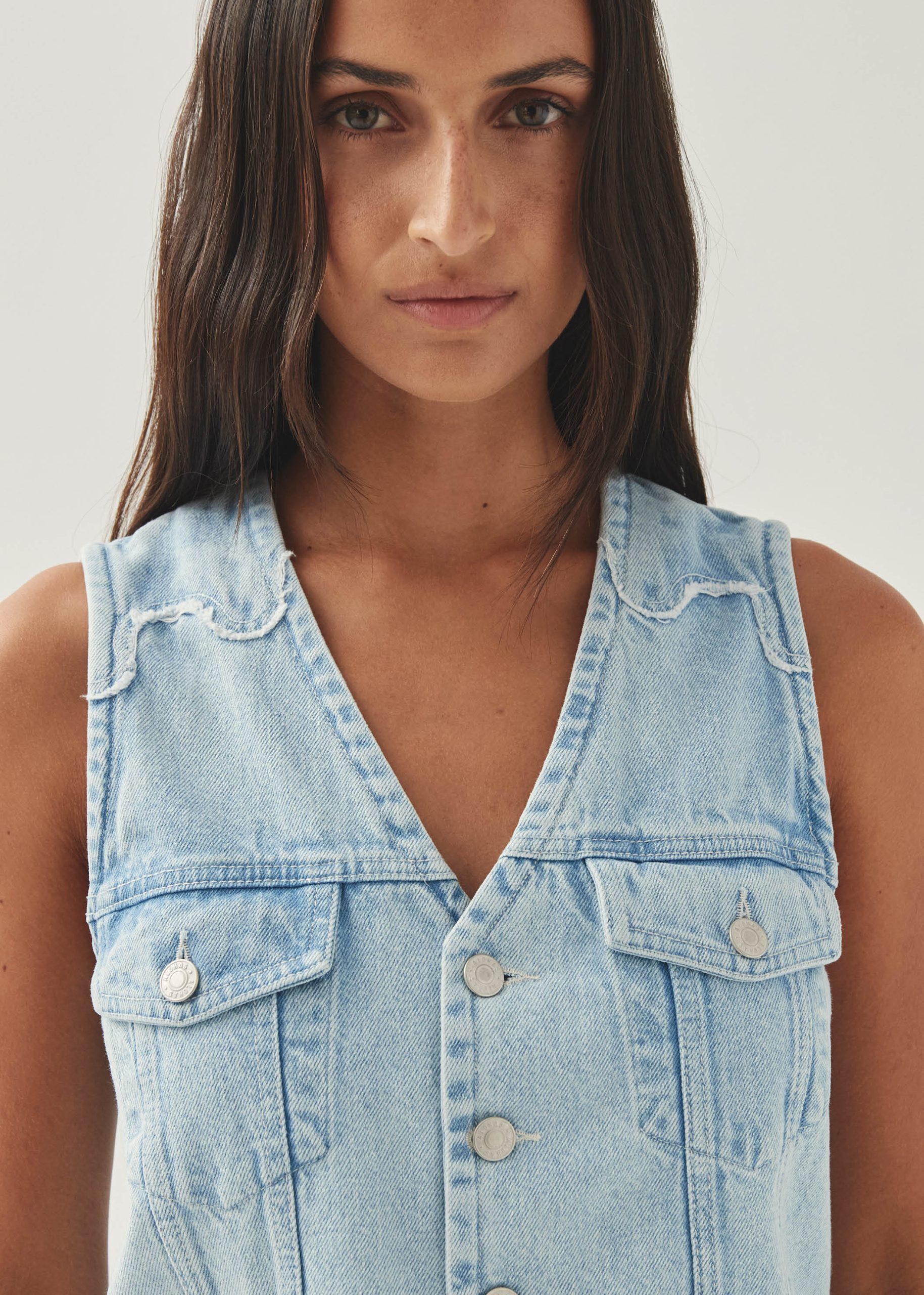 Manuela Light Blue Denim Vest - Image 6