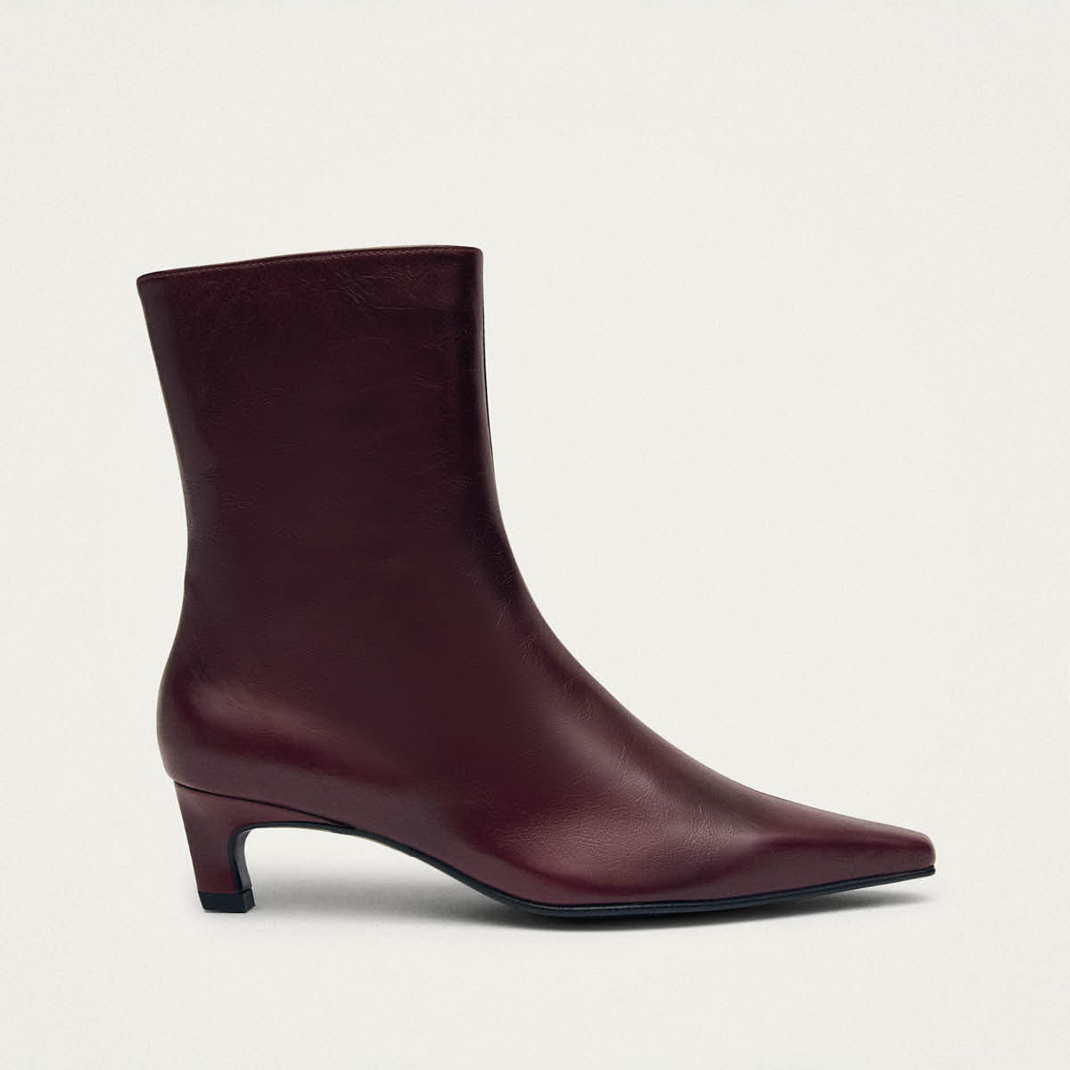 Ambar Rift Burgundy Leather Ankle Boots - Image 3