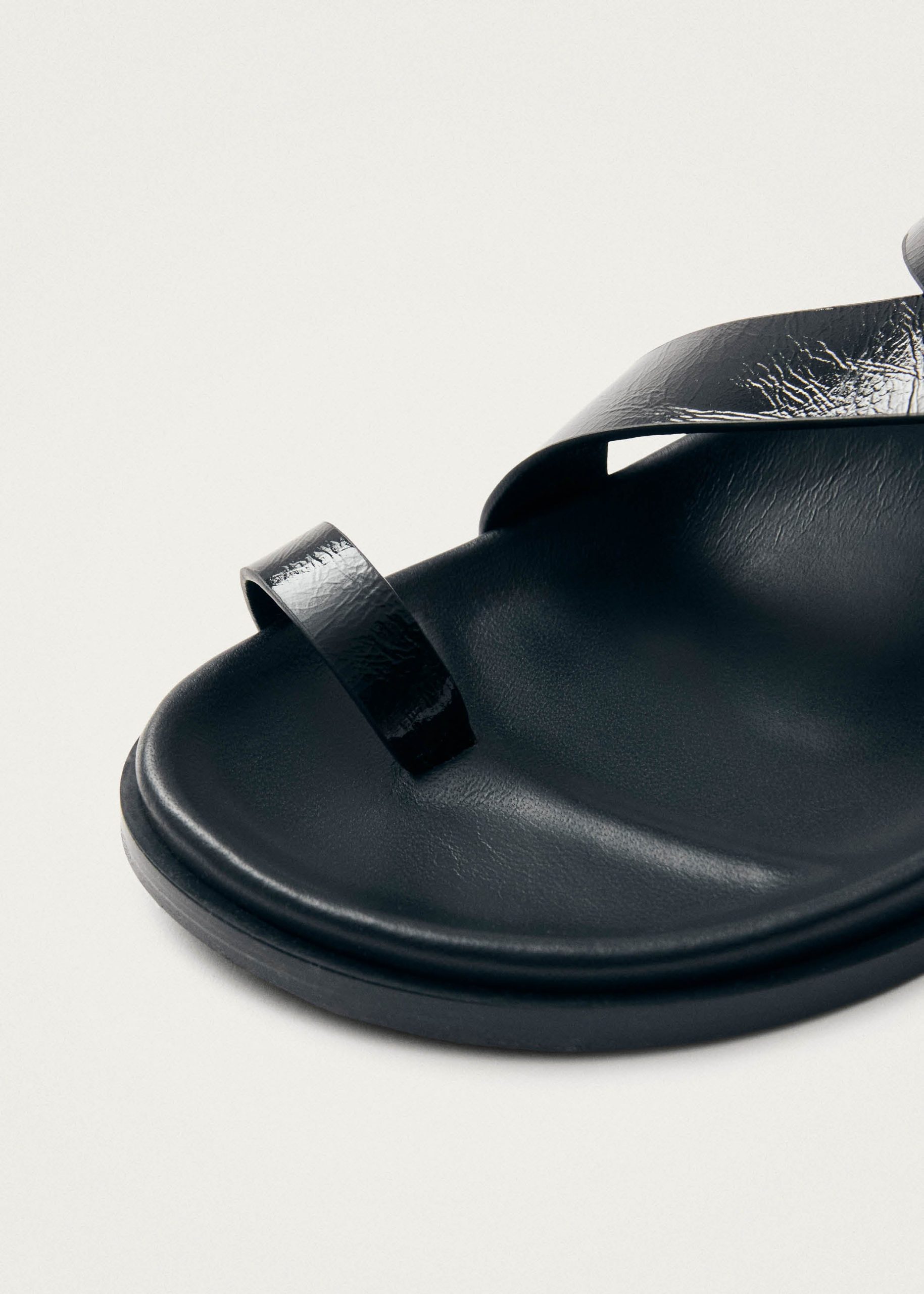 Siren Onix Black Leather Sandals - Image 4