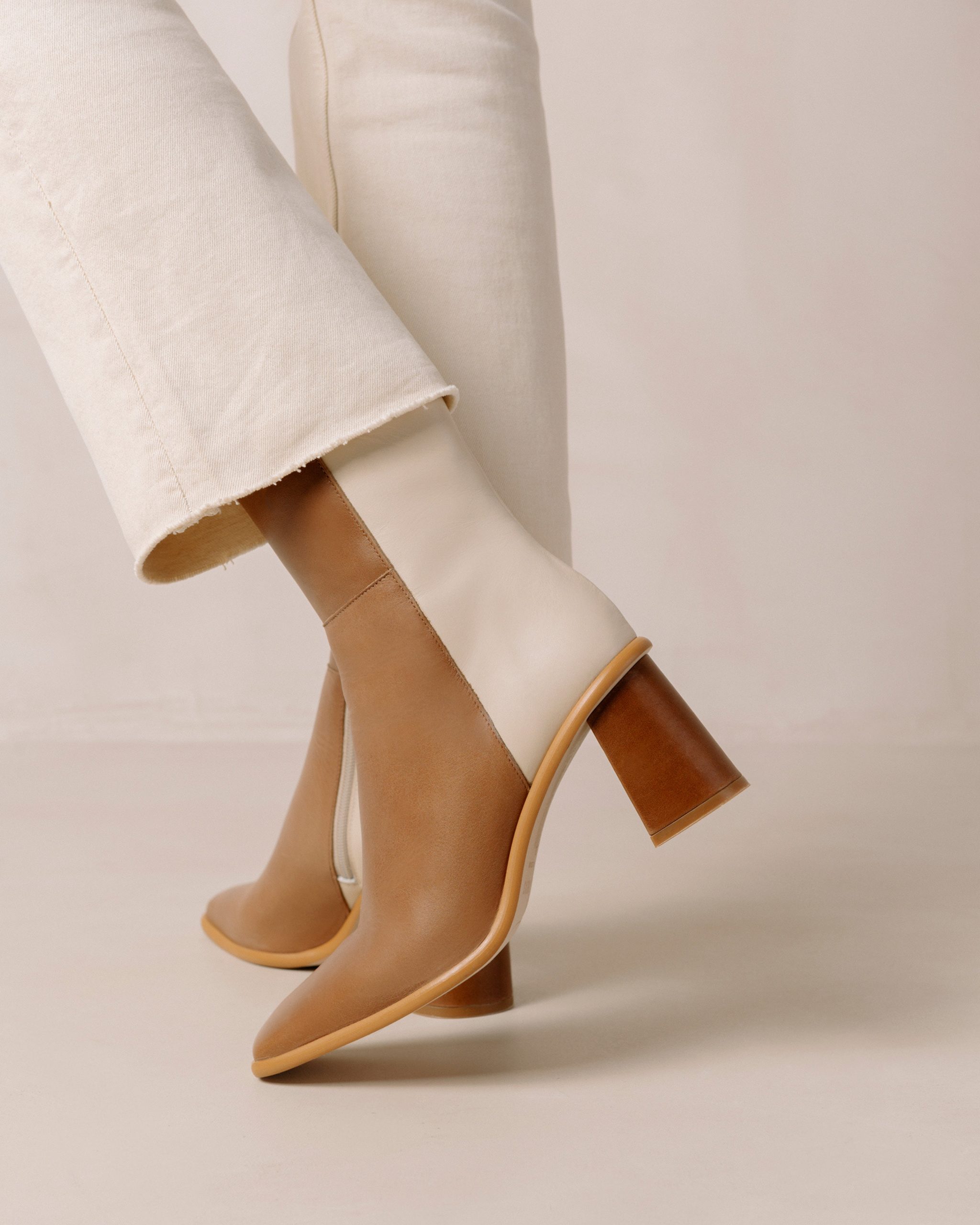 West Bicolor Camel Cream Leather Ankle Boots - Image 7